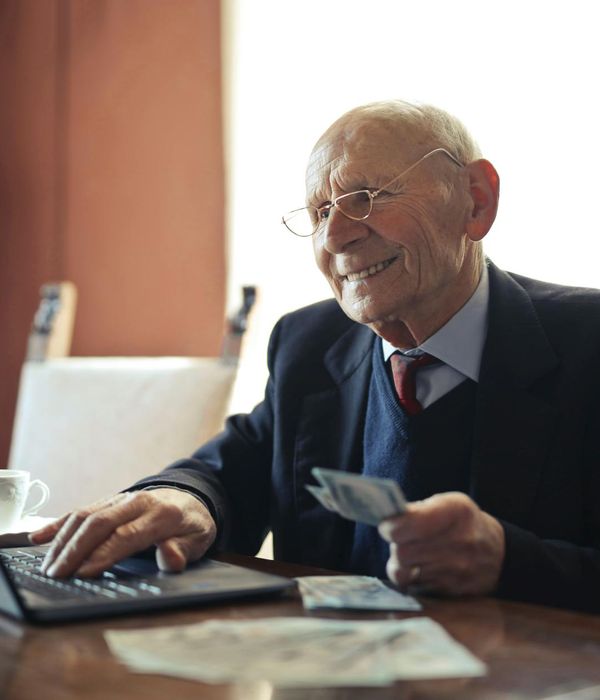 Professional man in business suit senior investment consultant